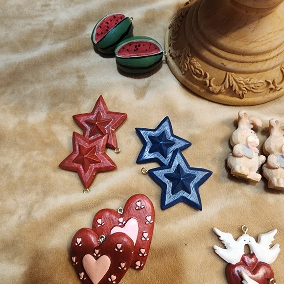 Wood candlestick w 24 pcs only - Picture 6 of 16